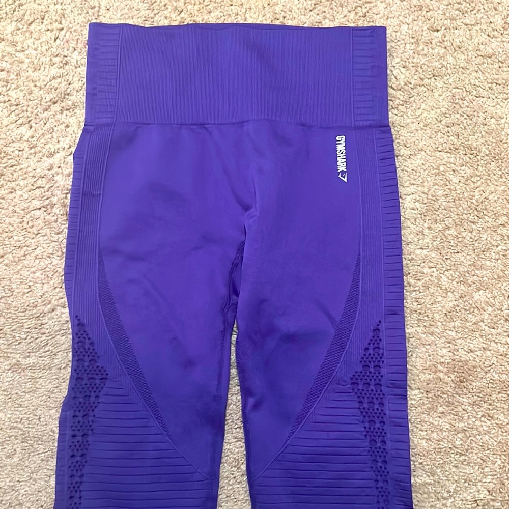 Gymshark purple size medium women’s leggings